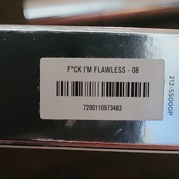 Concealer - Picture 2 of 2